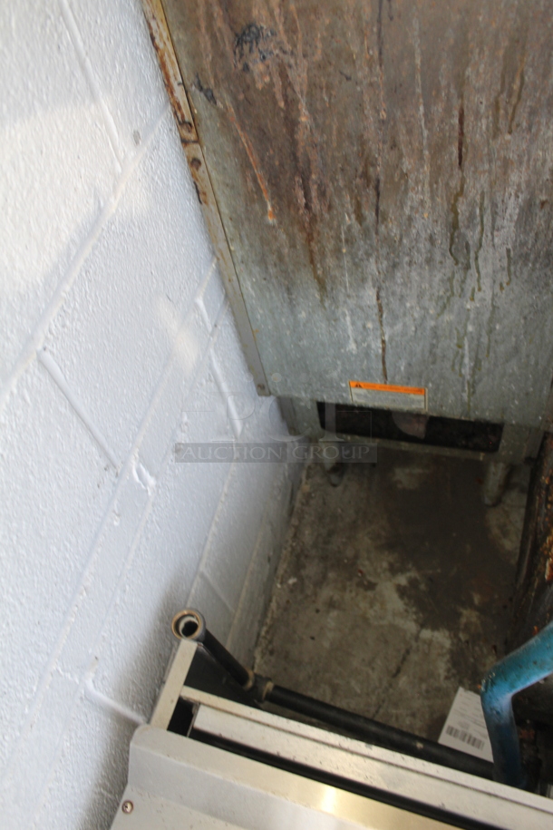 Pitco Frialator Stainless Steel Commercial Floor Style Natural Gas Powered Deep Fat Fryer.  - Image 7 of 7