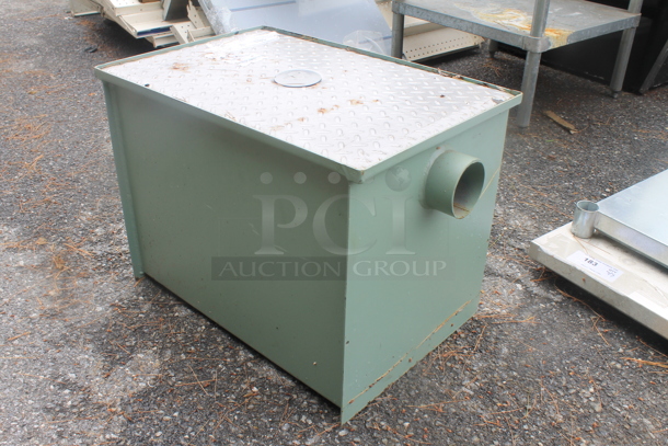 Mifab MI-G-4 Metal Commercial Grease Trap. - Image 2 of 5