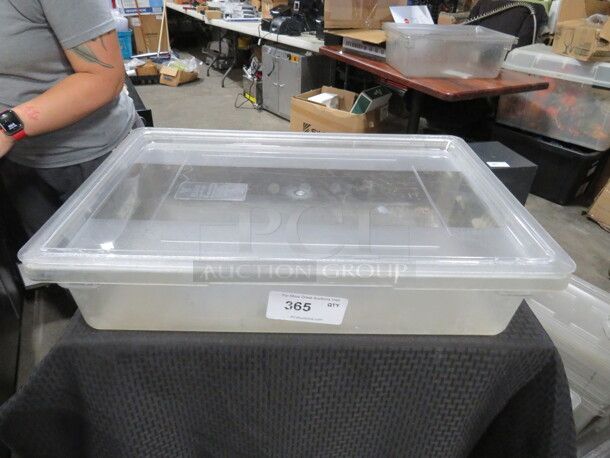 One 8.5 Gallon Food Storage Container With Lid.  - Image 1 of 1