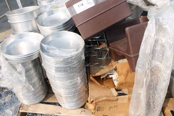 ALL ONE MONEY! Lot of Booster Seats, Cake Pans, Lids, Wood Pallet AND MORE!  - Image 4 of 6