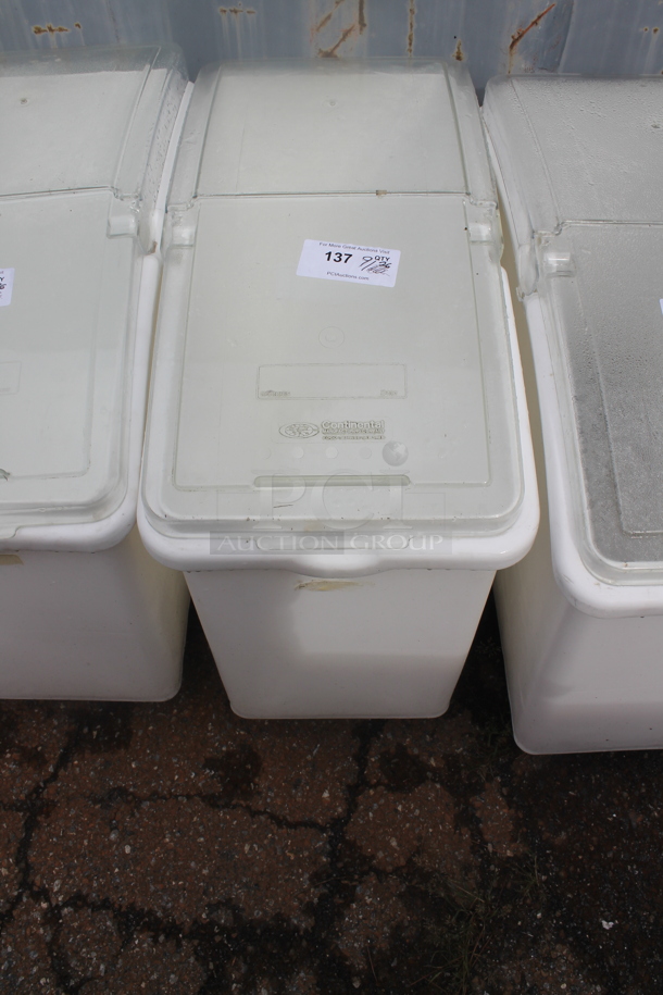 White Poly Ingredient Bin w/ Clear Lid on Commercial Casters. - Image 1 of 2