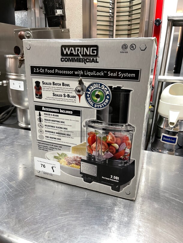 Brand New! Warring 2.5 QT Food Processor with Liquilock Seal System