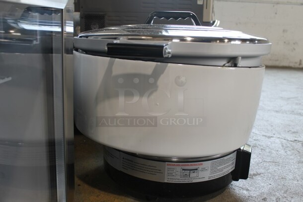 BRAND NEW SCRATCH AND DENT! Emperor's Select 478EGRC140NG Metal Commercial Countertop Natural Gas Powered Rice Cooker. 28,000 BTU. Tested and Working! - Image 7 of 10