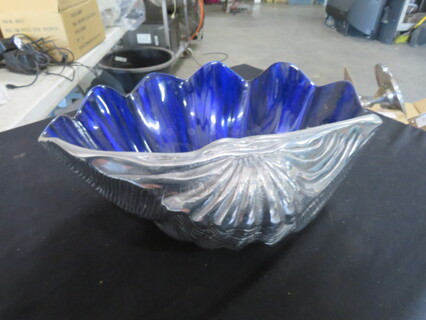 14X9 Clam Shell Serving Dish. 2XBID