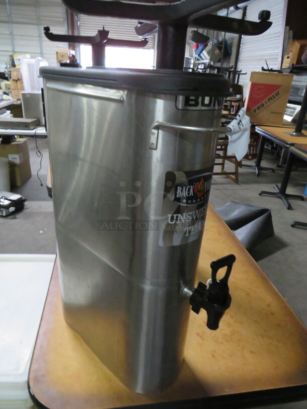 One Stainless Steel Commercial Slim Jim Tea Satellite With Lid, And Spigot.  - Image 2 of 2
