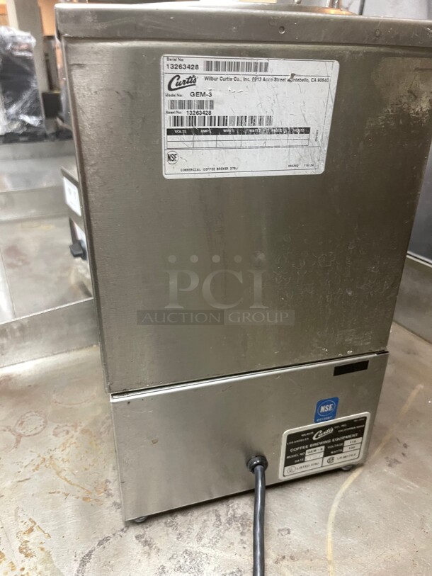 Working! Curtis GEM-3/GEM-8  1.5 Gallon Satellite Commercial Coffee Server With Warmer Stand NSF 115 Volt Tested and Working! - Image 7 of 10