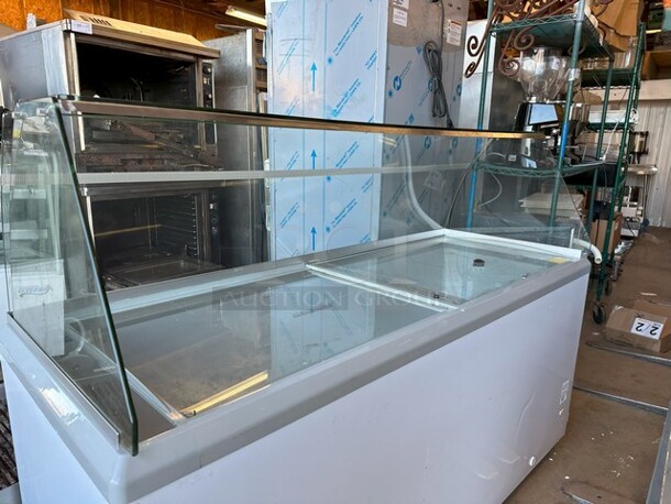 XS-700YXL Metal Commercial Ice Cream Dipping Cabinet w/ Sneeze Guard. 110 Volts, 1 Phase. Tested and Working! - Image 3 of 6