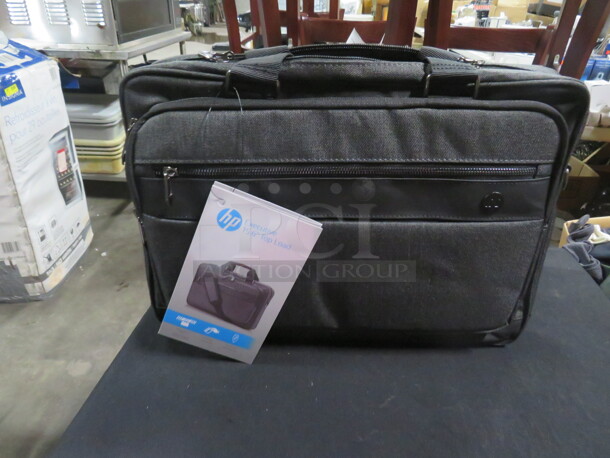 NEW HP Computer Executive Top Load Carry Bag, With Shoulder Strap. Holds Up To A 15.6 Inch Laptop. 4XBID - Image 1 of 2