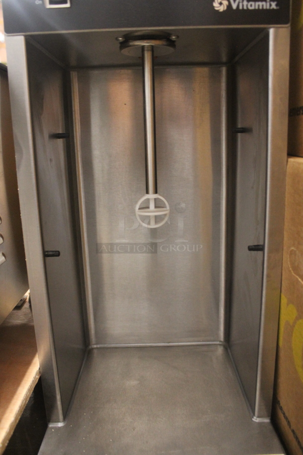 LIKE NEW! 2020 Vita-Mix VM0805B Stainless Steel Commercial Countertop Drink Mixer. 120 Volts, 1 Phase. Unit Has Only Been Used a Few Times! Tested and Working! - Image 5 of 6
