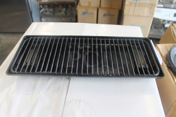 Black Poly Drip Tray w/ Metal Drip Tray Grate. - Image 1 of 4