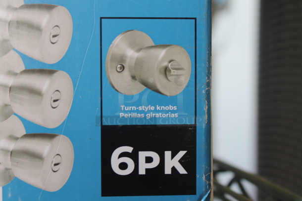 Box of BRAND NEW Doorknobs - Image 4 of 4