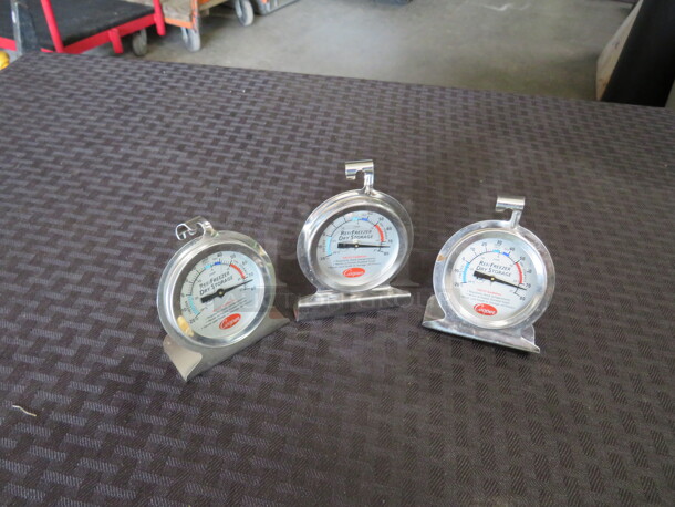 Assorted Thermometers. 3XBID - Image 1 of 1