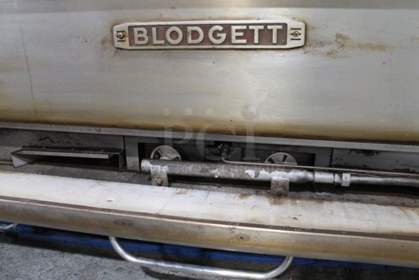 2 Blodgett Stainless Steel Commercial Natural Gas Powered Single Deck Pizza Ovens w/ Cooking Stones. 2 Times Your Bid! - Image 3 of 11