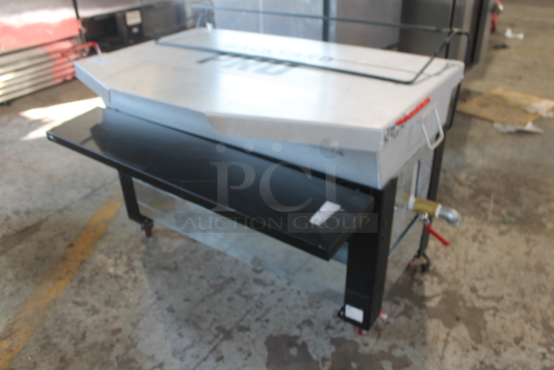 BRAND NEW SCRATCH AND DENT! 2022 Backyard Pro 554BPSB160QT Metal Commercial Propane Gas Powered 160 Quart Cajun Seafood Boiler on Commercial Casters. 135,000 BTU. Tested and Working! - Image 10 of 11