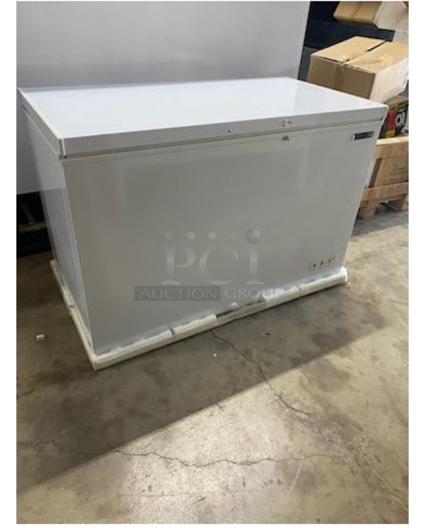 Maxxcold Chest Freezer, Brand New - Image 2 of 5