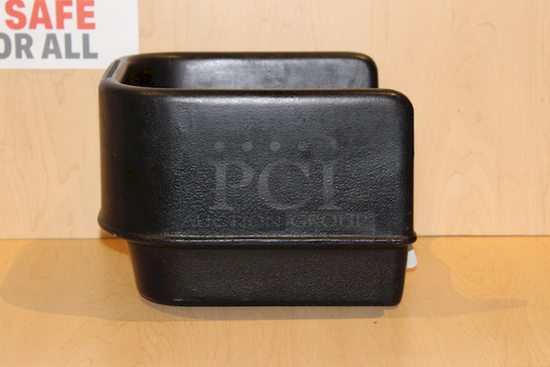 Cambro 100BC Single-Height Booster Seat - Polyethylene, Black
Seat Base 8-3/4" W x 9-3/4" D. Inside Seat 9-1/2" W x 9-3/4" D x 4-3/8" H.
4x Your Bid - Image 2 of 7