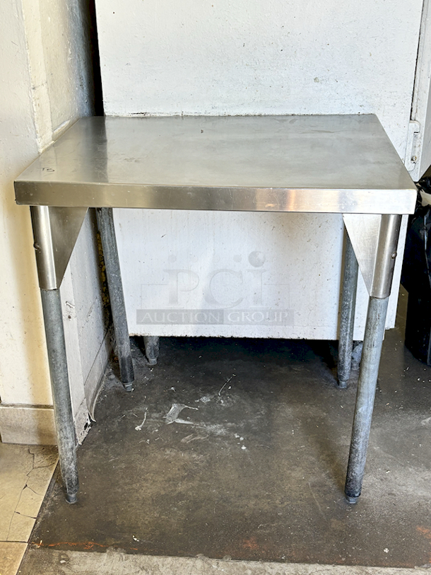 32" Stainless Steel Work Table With Under-Shelf. 32"W x 24"D x 34"H - Image 2 of 5