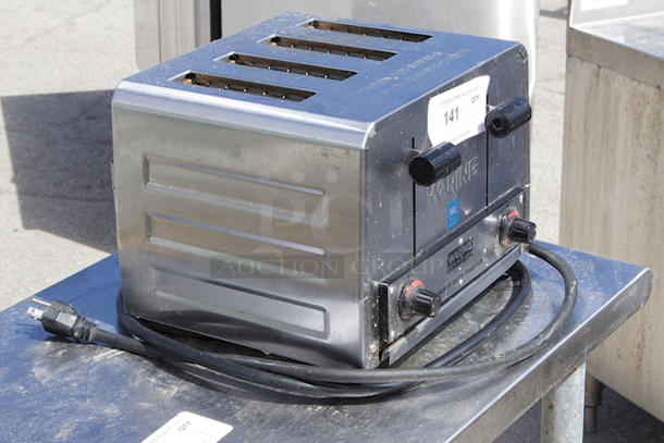 Waring® Commercial WCT800 120V Heavy-Duty 2200W 4-Slot Toaster. Includes Male and Female Allowing Other Appliances To Plug Into It.  - Image 3 of 7