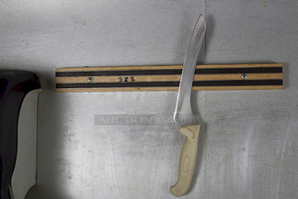 Magnetic Knife Holder & Knife - Image 1 of 1