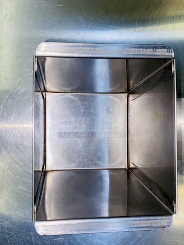 SWEET! Conical Condiment Holders. Perfect for Squirt Bottles. Same Upper Dimensions as 1/6 Pan. 

6-3/4 x 7-3/4

5x Your Bid
 - Image 4 of 7