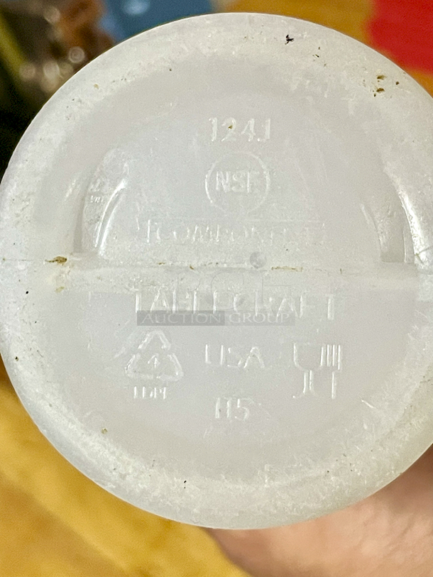 Tablecraft 24oz Clear Widemouth and Standard Cone Tip Squeeze Bottle with 63 mm Opening. 8x Your Bid - Image 3 of 3