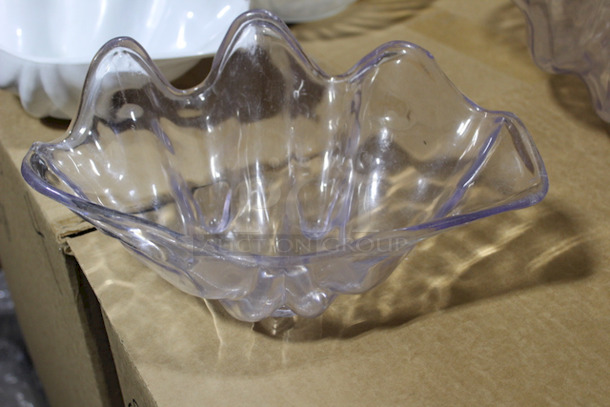 VARIETY PACK! Cambro Serving Platters and Bowls - Image 2 of 12