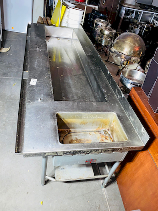 HUGE! Duke 2 Well Hot and Cold Table, 120V.

103x35x38 - Image 2 of 6