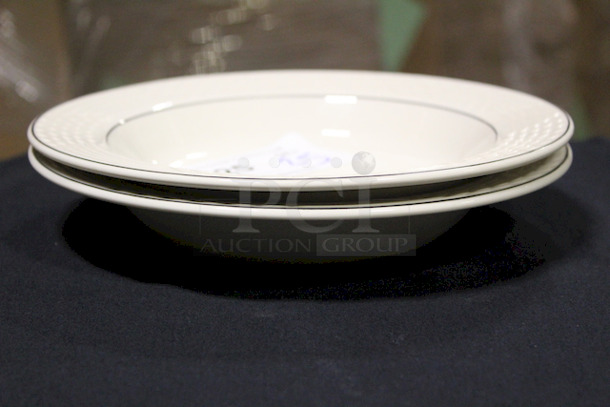 NEW! 25 Sterling China W4 12oz Rim Soup Bowls, 9-1/4". 25x Your Bid.  - Image 3 of 4