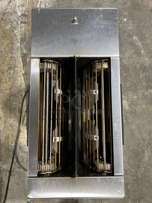 MAKE: ANTUNESMODEL: VCT-1000WIDTH: 22DEPTH: 10HEIGHT: 22 ORIGINAL PRICE: $2386.00 - Image 4 of 6