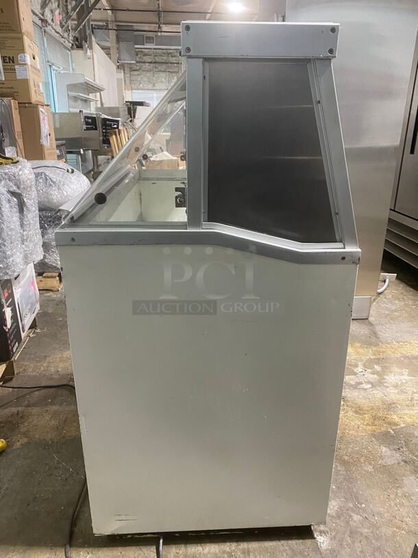 Stand Alone Ice Cream Dipping Cabinet w/ 12 Tub Capacity - White, 115v
 - Image 3 of 5