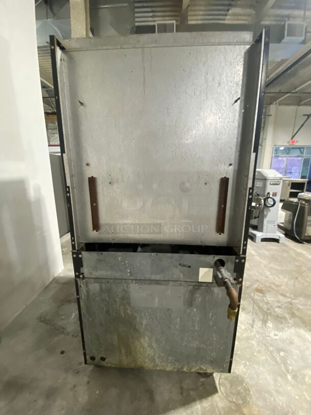 Garland M60XS Master Series Natural Gas Heavy-Duty Upright Ceramic Broiler with Finishing Oven and Storage Base - 80,000 BTU

 - Image 5 of 5