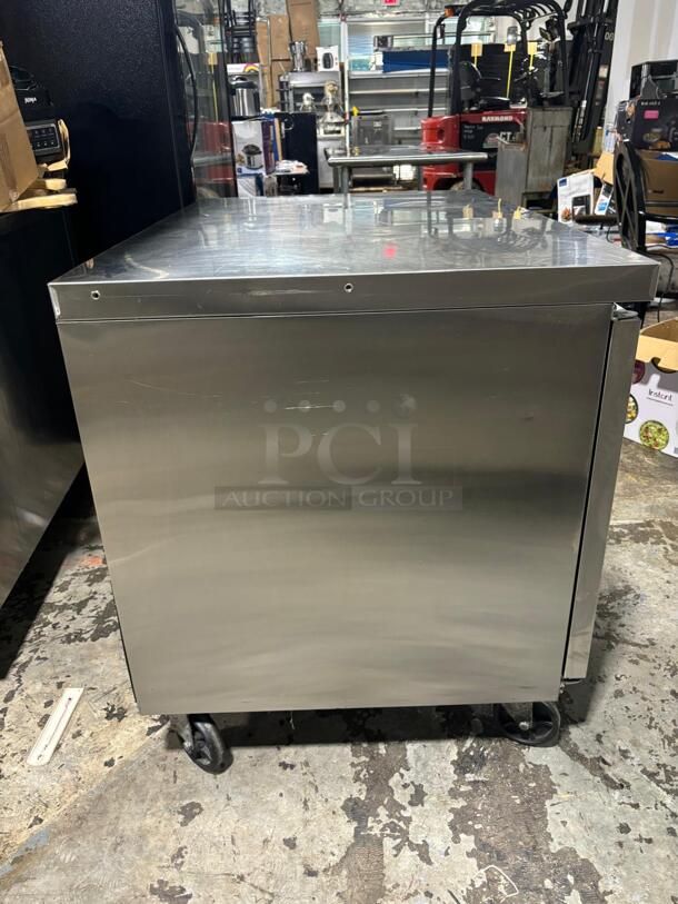 Dukers Undercounter Refrigerator in Stainless Steel - Image 3 of 7