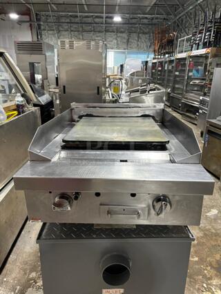 Southbend P24N-PP 24" Gas Heavy Duty Griddle, Modular Base, 32.000 BTU
