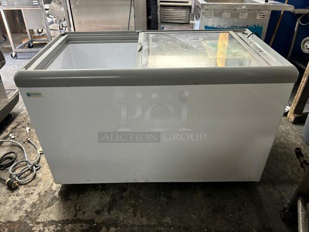 Excellence HL-14HC Low Temp Ice Cream Chest Freezer, 51-3/4"W, 13.8 cu. ft. capacity, self-contained
 - Image 1 of 5