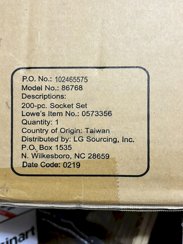 Kobalt 86768 200-Piece Standard (SAE) and Metric Combination Polished Chrome Mechanics Tool Set with Pro90 Ratchet and Hard Case - Image 2 of 2