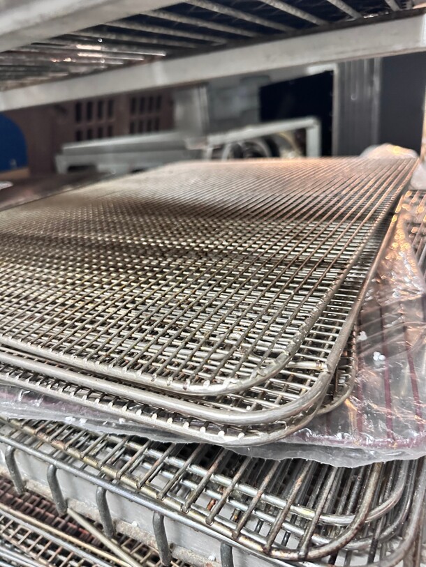 Commercial Cooling Racks NSF 24x17 - Image 2 of 4