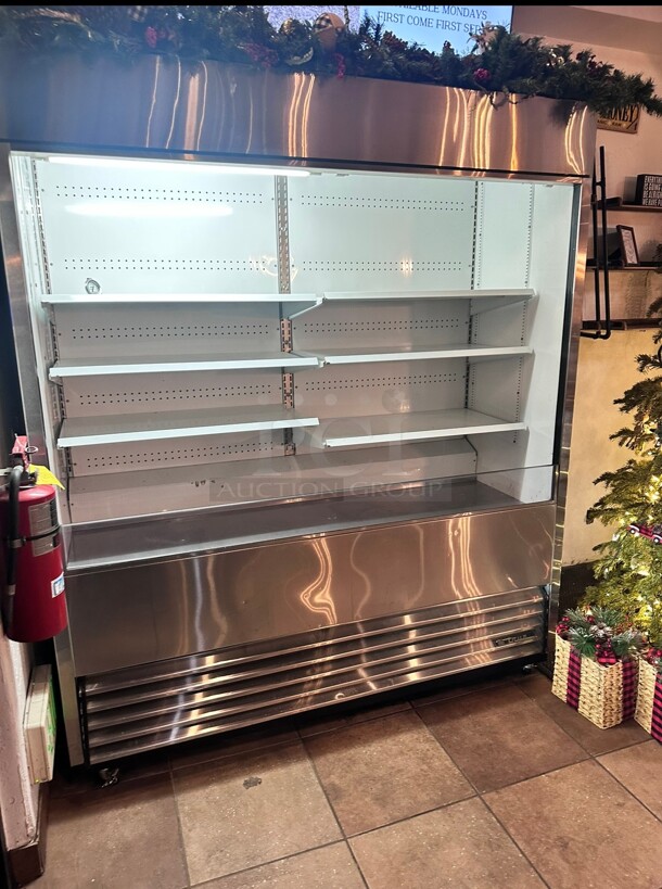 Working True TAC-72 - Vertical Air Curtain Display Merchandiser, 66 Cu. Ft., Stainless Steel 220 Volt 1 Phase - Image 6 of 9