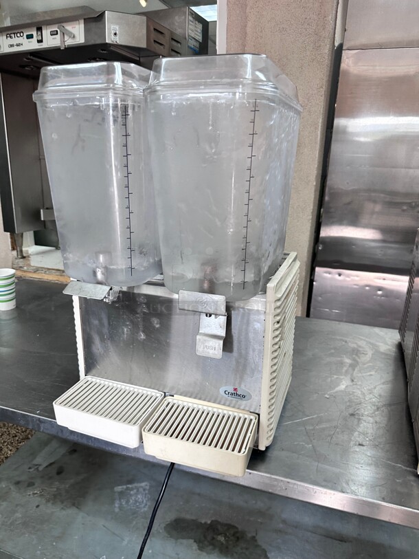 Certified Working Crathco D25-4 Refrigerated Drink Dispenser w/ (2) 5 gal Bowls, Pre Mix, 115v  - Image 3 of 9