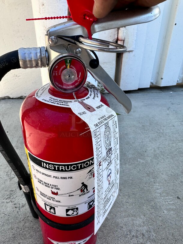 Amerex B500 5 lbs Multi-Purpose ABC Dry Chemical Fire Extinguisher  - Image 3 of 7