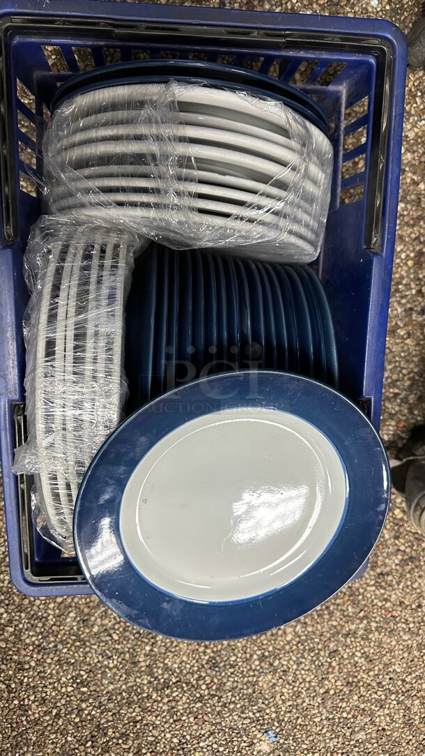 One Lot Of Serving Plates (about 40 Plates)