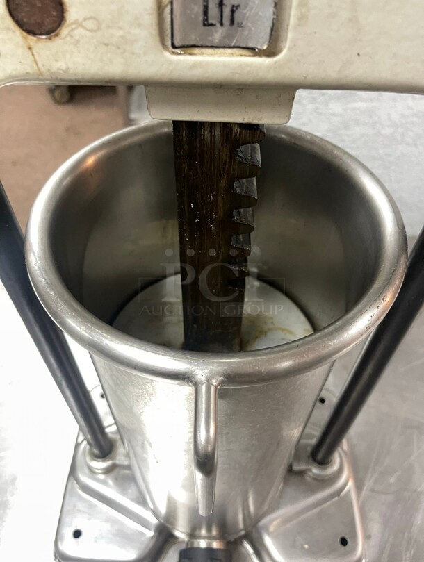 Commercial Heavy 24 Lb Vertical Manual Sausage Stuffer (12 liter) - Image 2 of 4