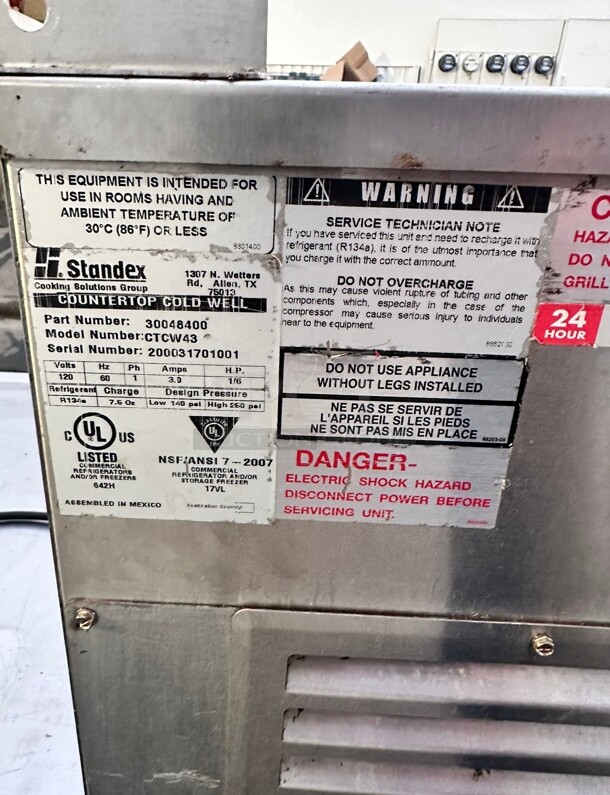 Used APW Wyott CTCW-43 Countertop Cold Food Well - 120V Tested and Working - Image 4 of 5