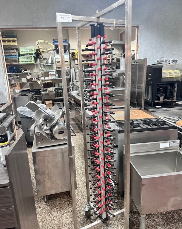 New Plate Mate PM84-120 Mobile Plate Rack Holds 84 Plates Excellent Condition  - Image 4 of 8