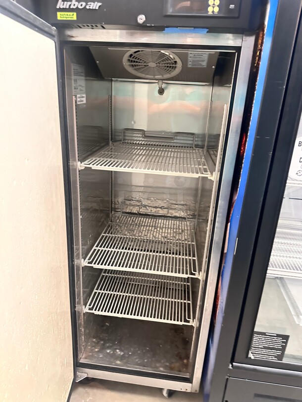 Turbo Air M3F19-1-N 25" One Section Reach In Freezer, (1) Solid Door, 115v Tested and Working - Image 3 of 5