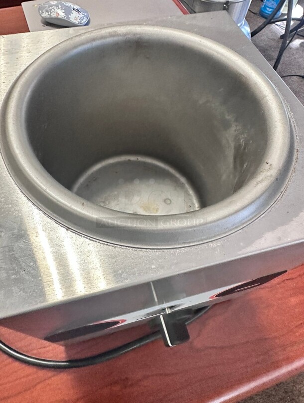 New Nemco 6110A Single Well Countertop Warmer, 4 qt. 115 Volt Tested and Working - Image 1 of 6