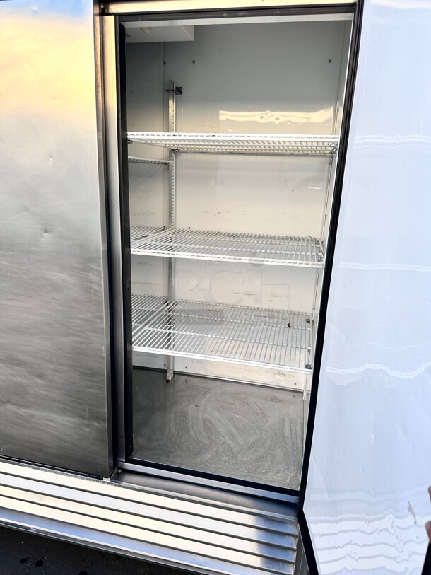 Excellent True T-72F 78 inch Three Section Reach In Freezer, (3) Solid Doors, 115v Working - Image 10 of 10
