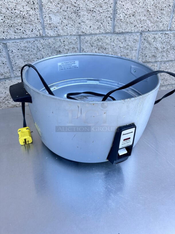 Panasonic Rice Warmer Missing the Top Part - Image 4 of 5