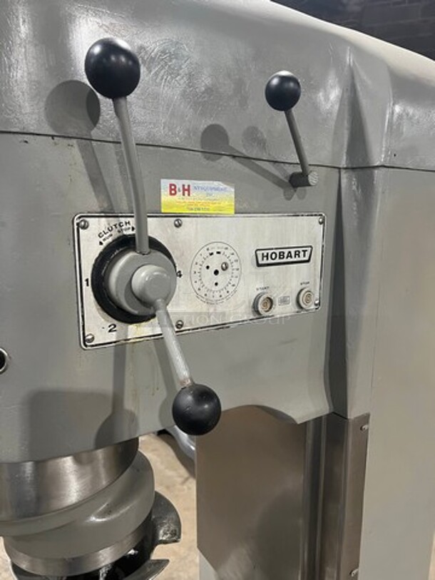 WOW! Hobart Commercial Floor Style 140 QT Planetary Mixer! With 80QT Reducer Ring, 80QT Mixing Bowl! With 80QT Spiral Hook Attachment! WORKING WHEN REMOVED! Model: V1401 SN: 11279275 200V 60HZ 3 Phase - Image 9 of 9