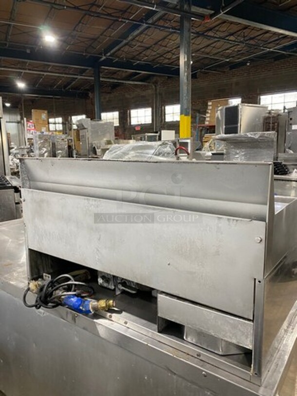 MagiKitch'n Commercial Countertop Gas Powered Flat Top Griddle! With Back And Side Splashes! All Stainless Steel! WORKING WHEN REMOVED! - Image 4 of 9