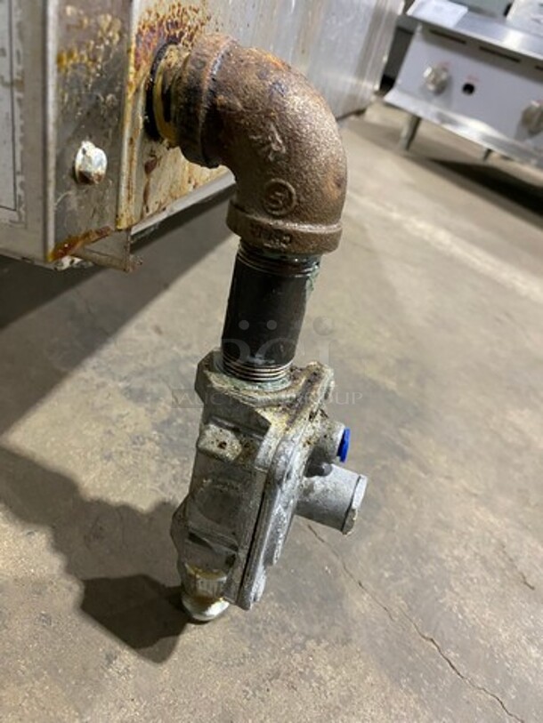 Migali Commercial Countertop Natural Gas Powered Char Broiler Grill! With Back And Side Splashes! All Stainless Steel! On Small Legs! Model: CCR36NG SN: CCR36NGUSB100317060700920007! Working When Removed! - Image 9 of 9